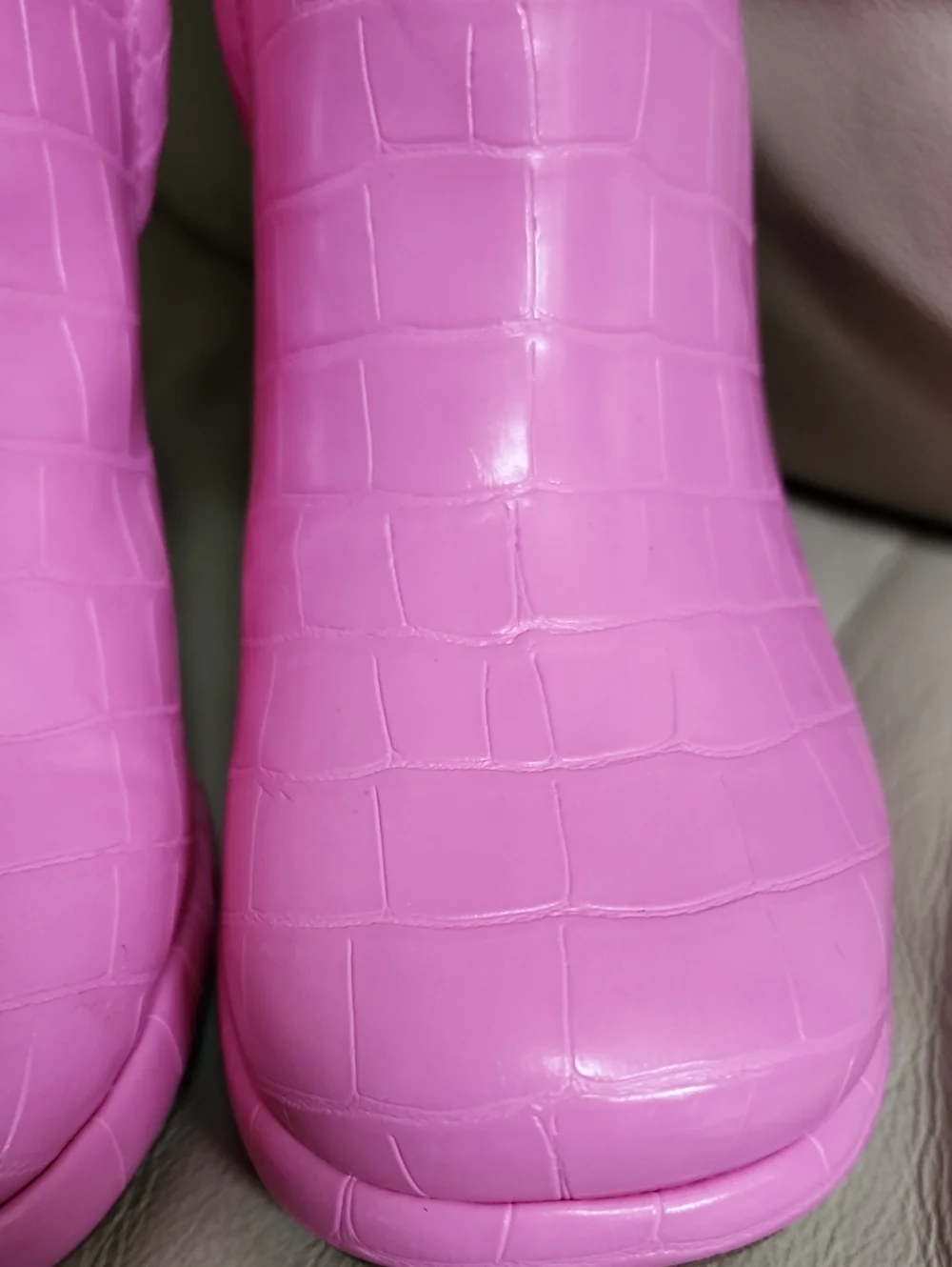 Circus by Sam Edelman Pink Croc-Embossed Over-the-Knee Boots Size 8.5 Preowned